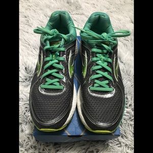 Brooks Adrenaline GTS 16